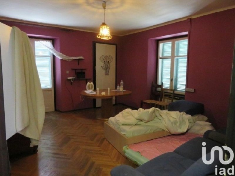 维拉尔佩利切公寓