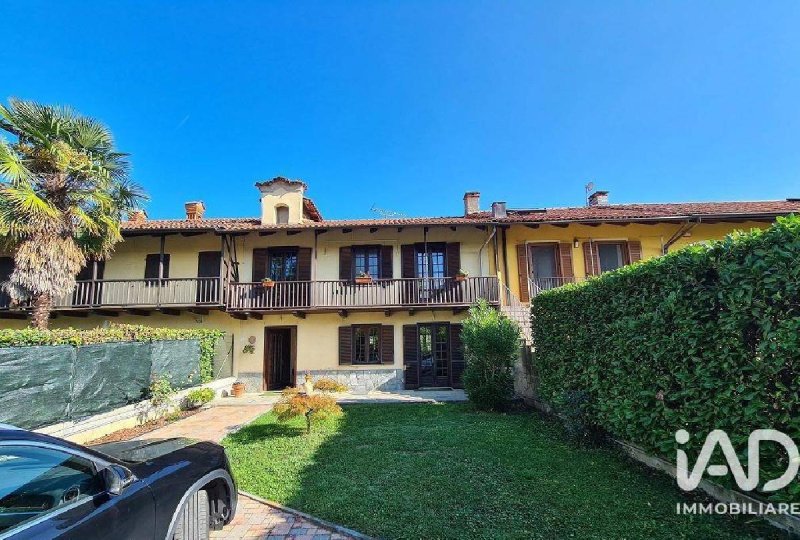 Moradia com terraço em Cumiana