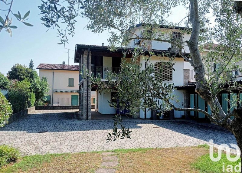 Villa a Desenzano del Garda