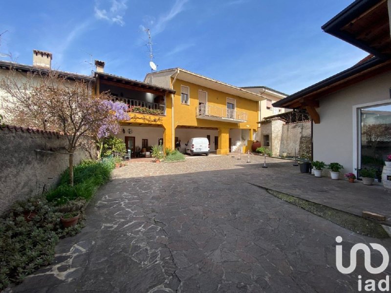 Villa in Lonato del Garda