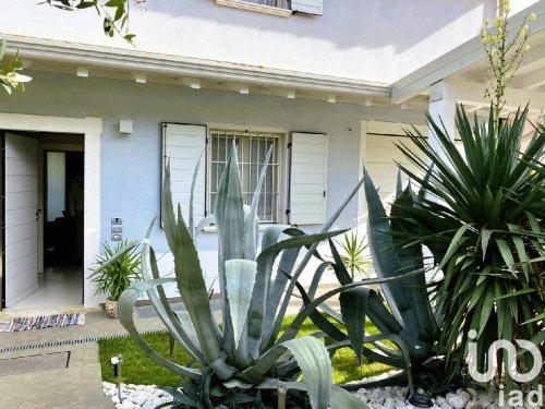 Вилла в Польпенацце-дель-Гарда