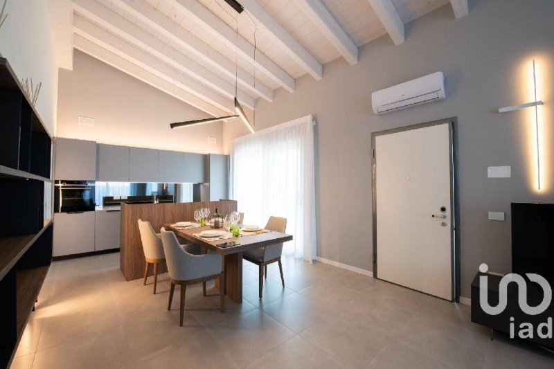 Villa i Manerba del Garda