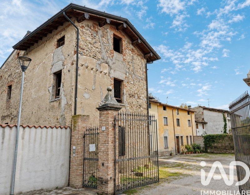 Moradia em Lonato del Garda