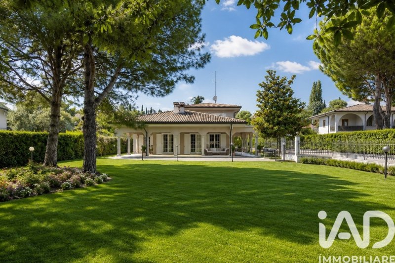 Moradia em Padenghe sul Garda