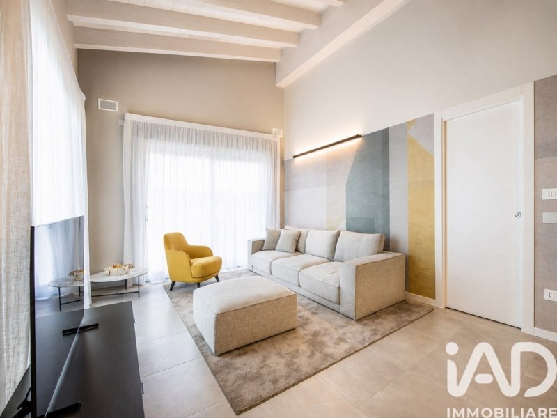 Villa in Sona