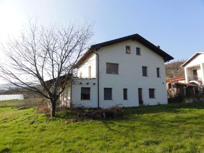 Detached house in Spigno Monferrato