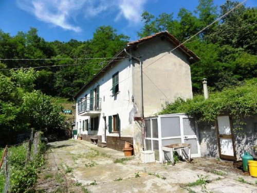 House in Cairo Montenotte