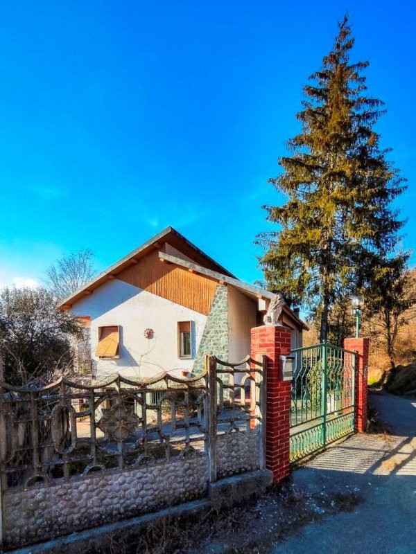 Detached house in Dego