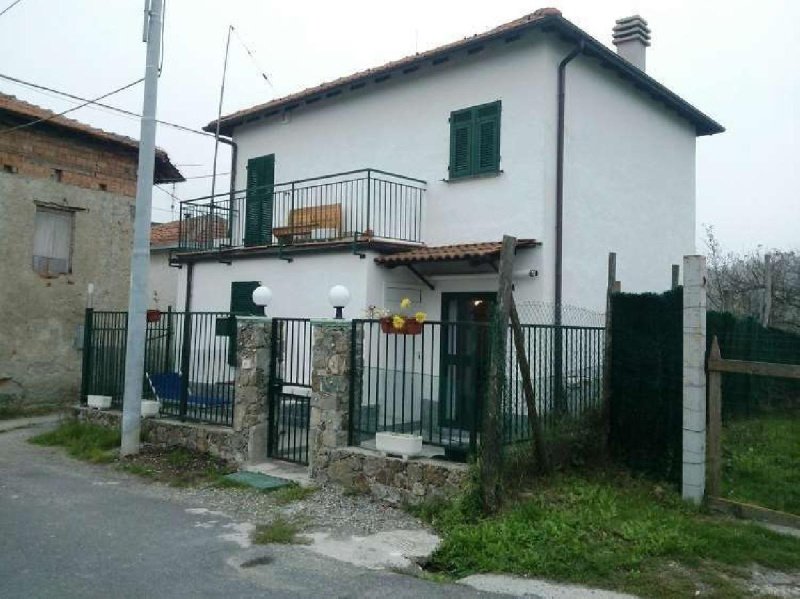 Einfamilienhaus in Piana Crixia