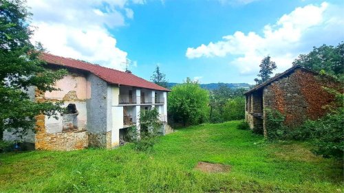 Farmhouse in Monesiglio