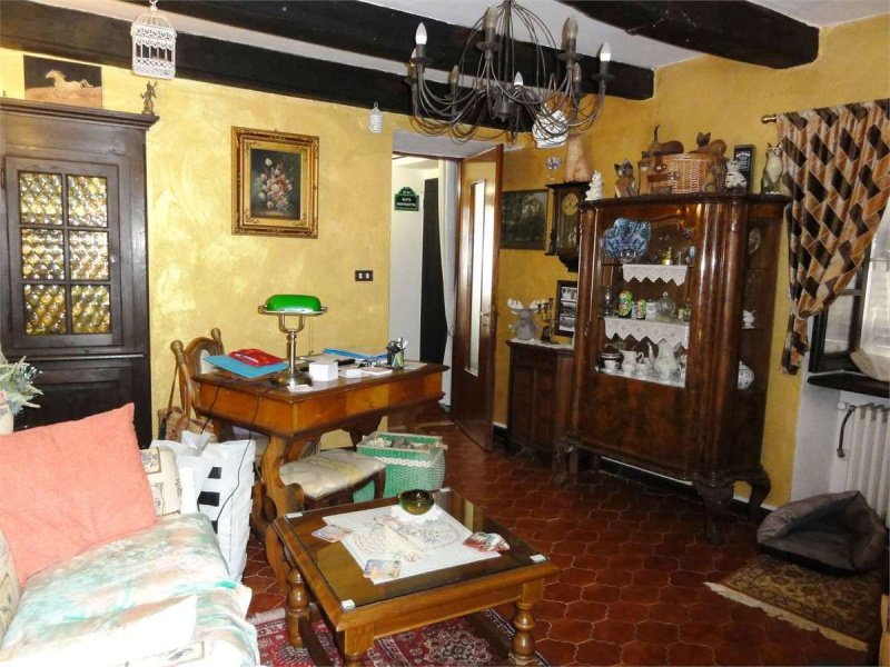 Detached house in Garessio