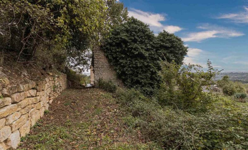 Farmhouse in Massa Martana