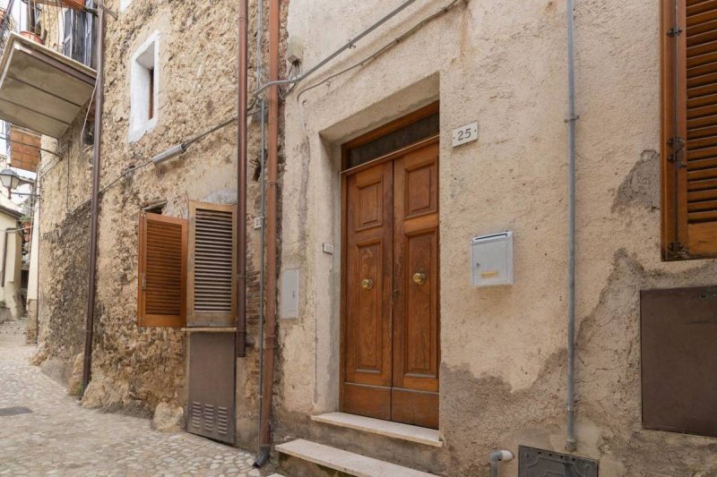 Appartement à Poggio Catino