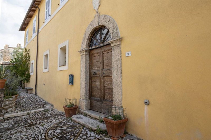 Palácio em Poggio Catino