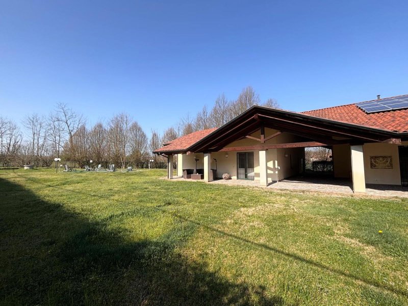 Villa à Cantarana