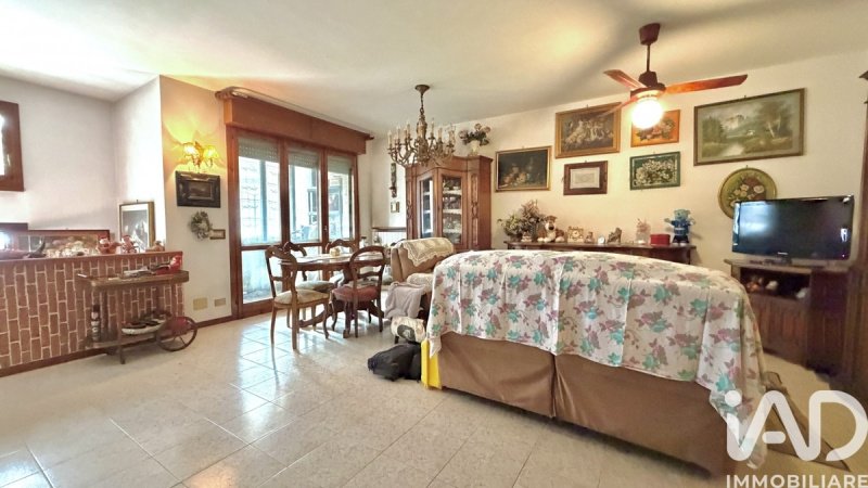 Villa a Poggio Renatico