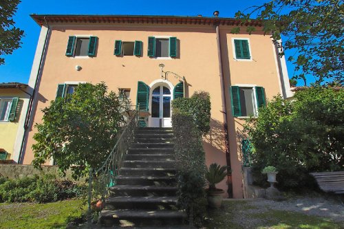 Maison à San Giuliano Terme