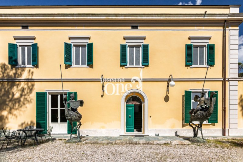 Дом в Розиньяно-Мариттимо