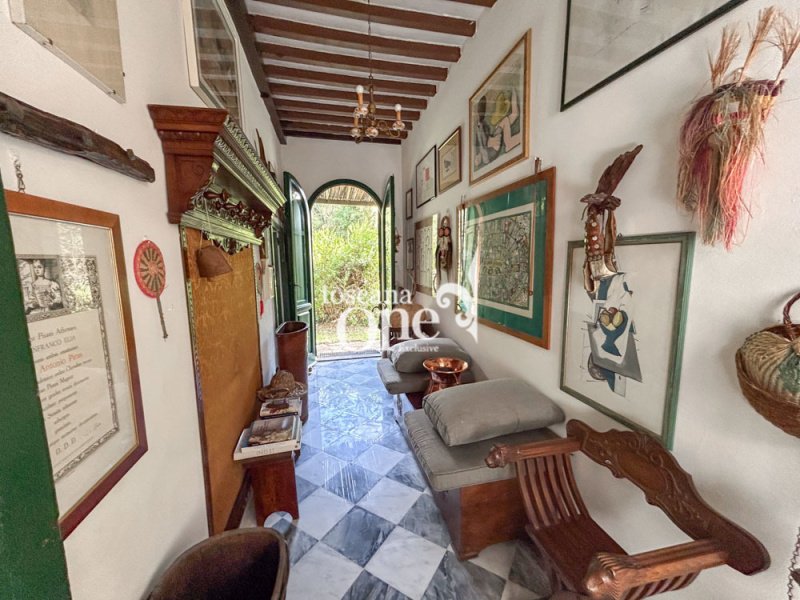 Half-vrijstaande woning in Pisa