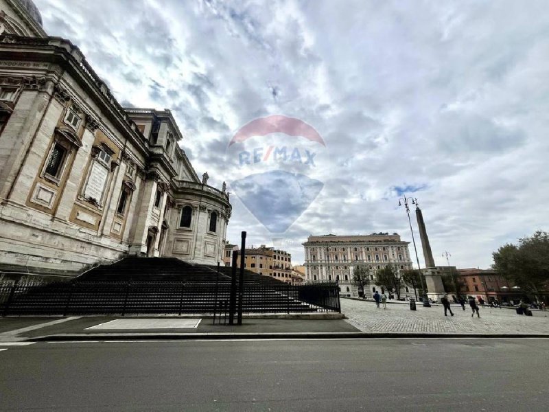 Zakelijk onroerend goed in Roma