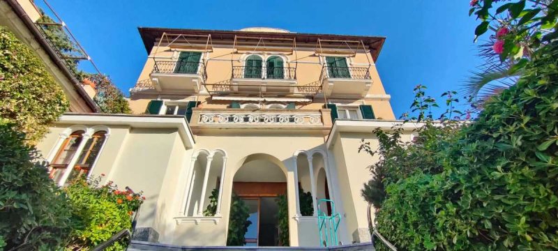 Historisches Appartement in Levanto