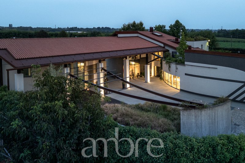 新蓬蒂罗洛别墅