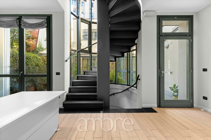 Teto/Chão em Milão