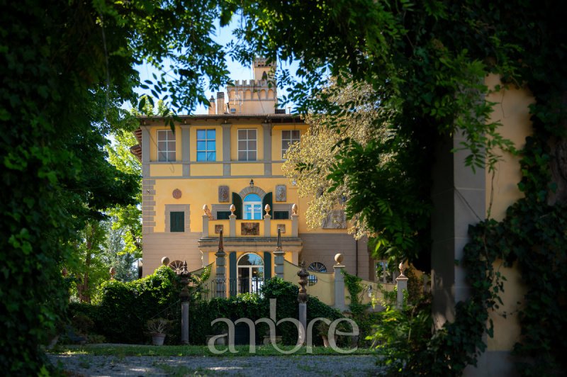 Villa a Crespina Lorenzana