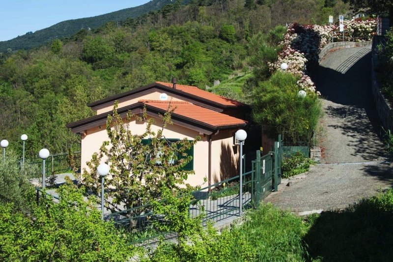 Villa en Castiglione Chiavarese