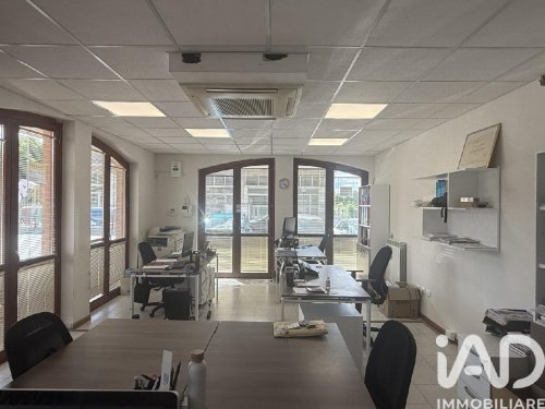 Inmueble comercial en Arezzo