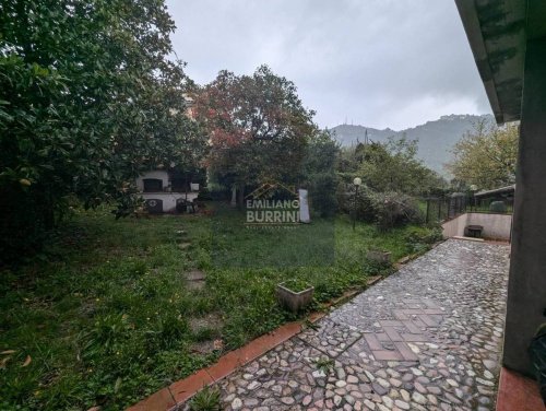 Casa semi indipendente a Terni