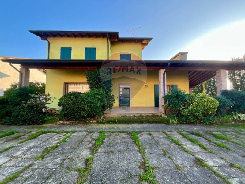 Villa en Castel Goffredo