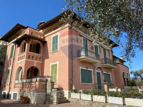 Maison jumelée à Diano Marina