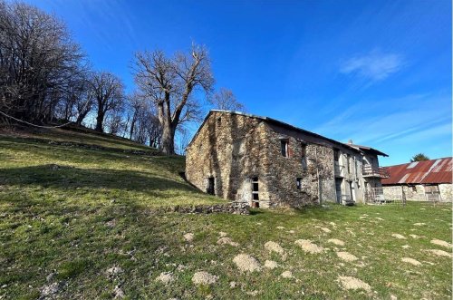 Haus in Garessio