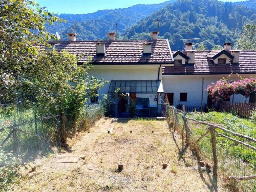 Moradia com terraço em Pornassio