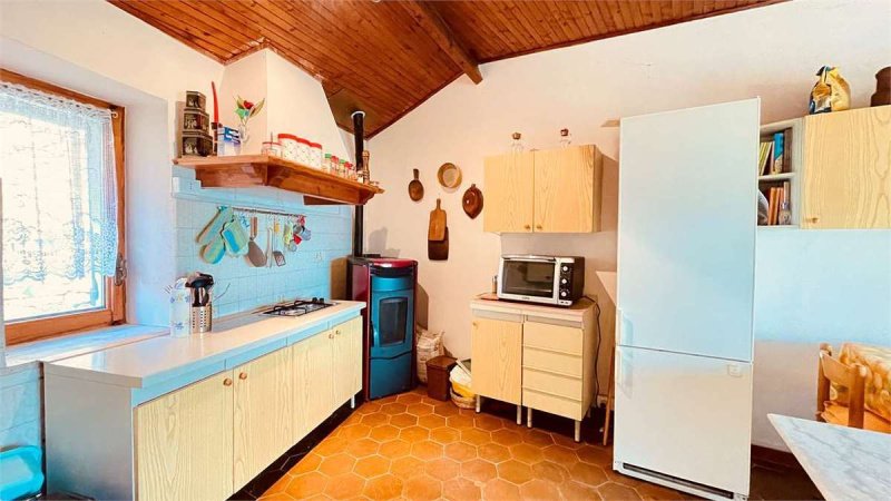 Einfamilienhaus in Pieve di Teco