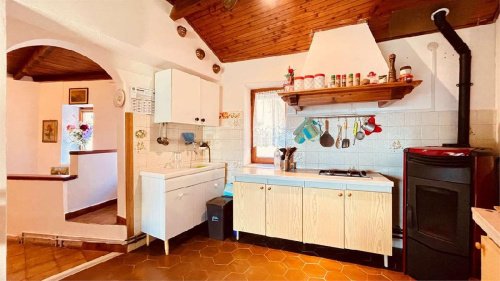 Einfamilienhaus in Pieve di Teco