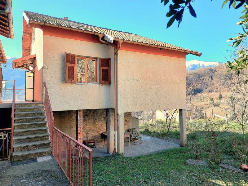 Maison individuelle à Pornassio
