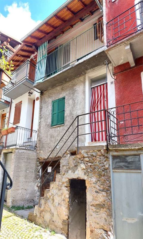 Vrijstaande woning in Ormea
