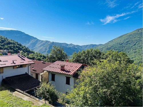 Vrijstaande woning in Ormea