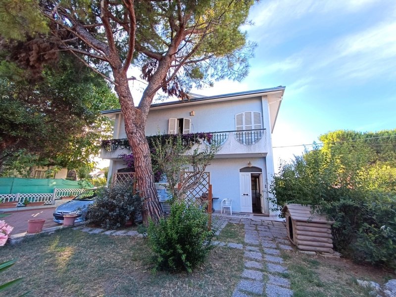 Villa a Civitanova Marche