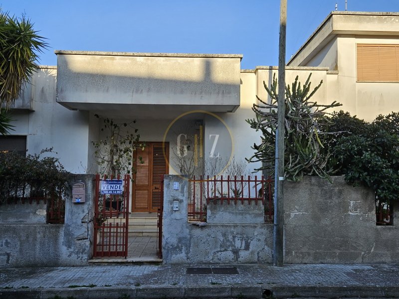 Villa à Calimera