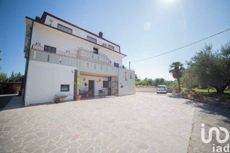 Вилла в Сенигаллия