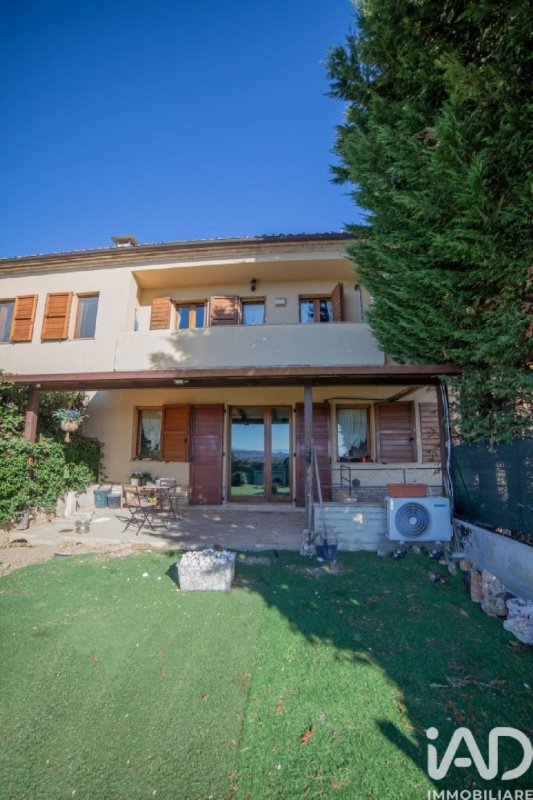 Appartement à Montemarciano