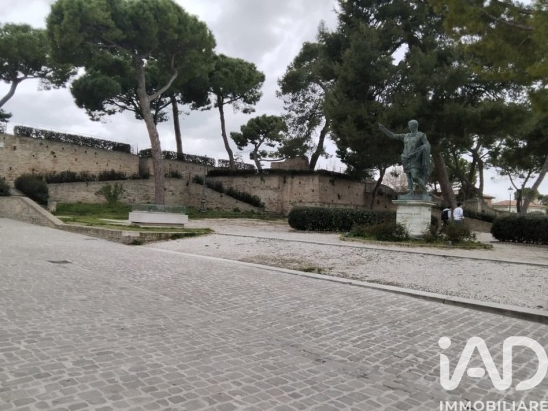 Commercial property in Fano