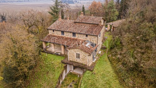 Klein huisje op het platteland in Perugia