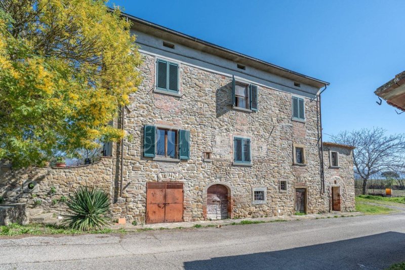 Casa independiente en Arezzo
