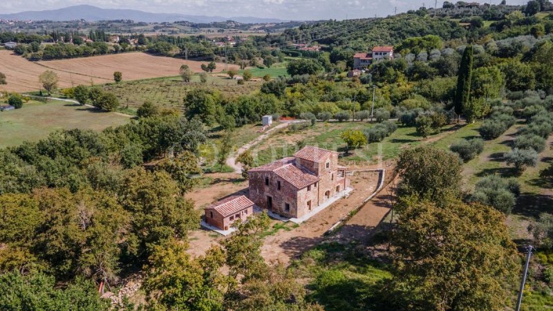 Вилла в Лучиньяно