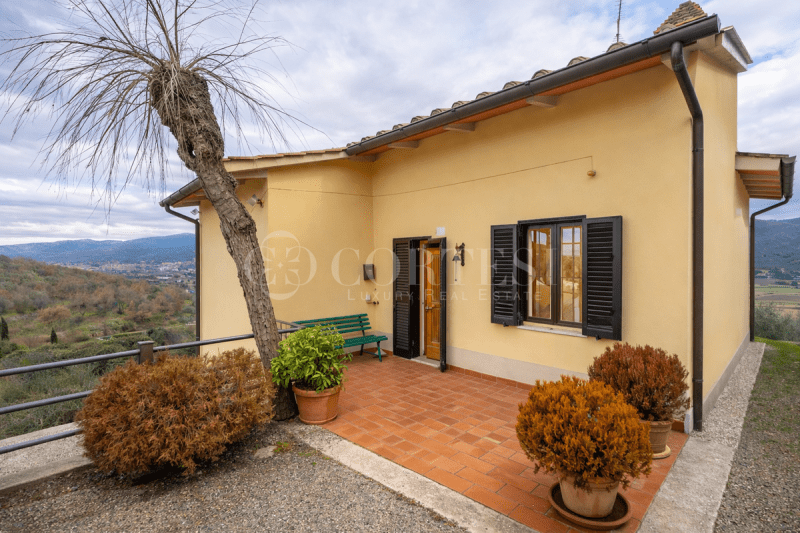 Особняк в Кастильоне-дель-Лаго