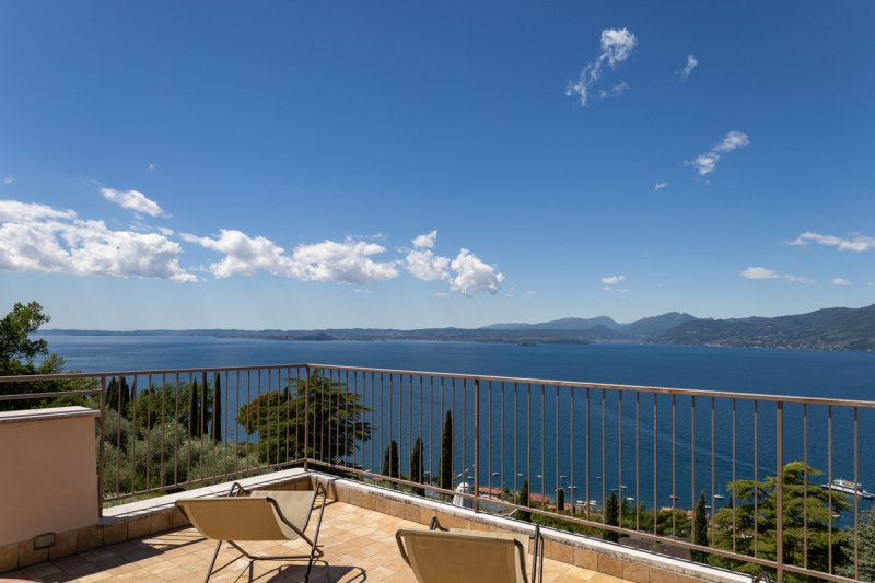 Villa in Torri del Benaco